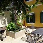 Holiday home Little Tony- Center 40m Crikvenica
