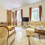 Holiday home Little Tony- Center 40m *