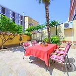 Little Tony- Center 40m Holiday home Crikvenica
