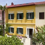 Ferienhaus Little Tony- Center 40m Crikvenica
