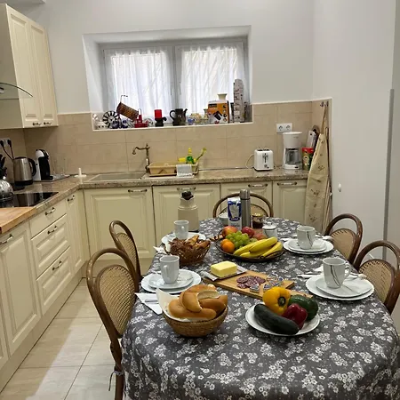 펜션 Little Tony- Center 40m 크리크베니카