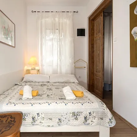 Holiday home Little Tony- Center 40m Crikvenica