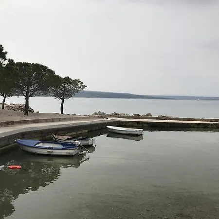 Little Tony- Center 40m Holiday home