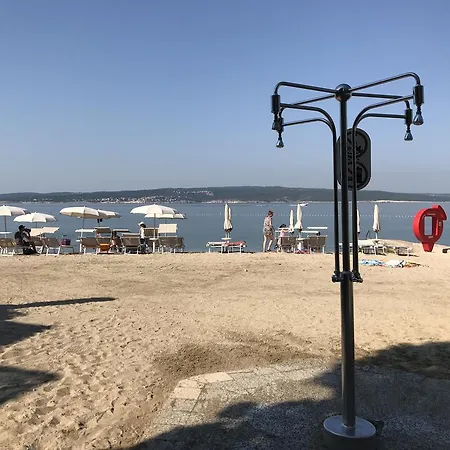 Little Tony- Center 40m Holiday home *