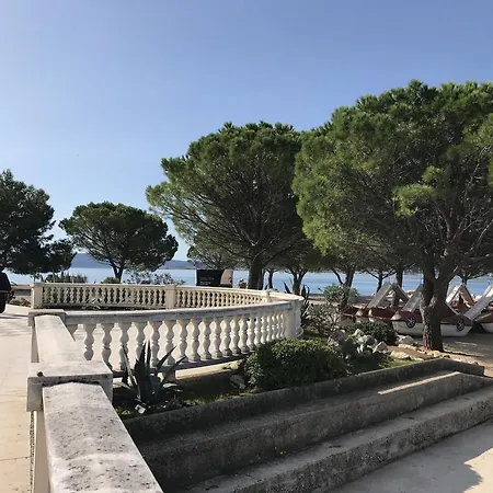 Little Tony- Center 40m Holiday home