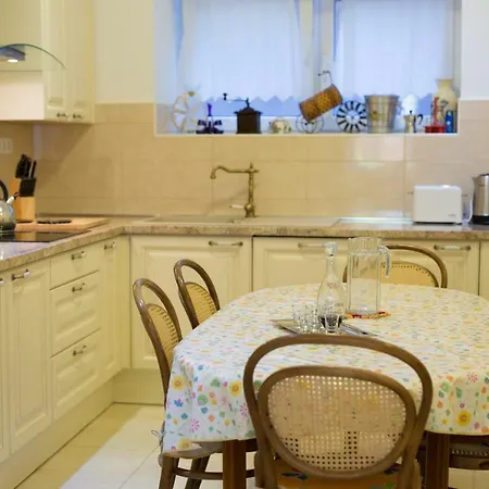 Holiday home Little Tony- Center 40m